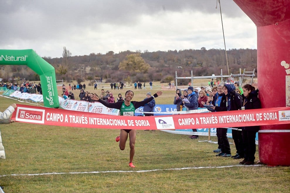 GRAN ACTUACIÓN DE LOS ATLETAS DEL FACSA-PLAYAS EN EL CROSS INTERNACIONAL DE SORIA.